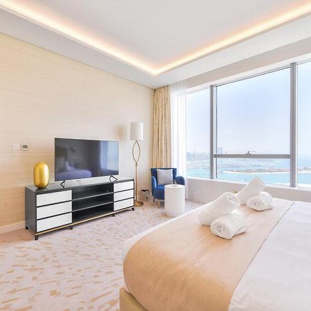 Ultra Luxury Palm Tower With Shared Hotel Facilities Дубай Экстерьер фото