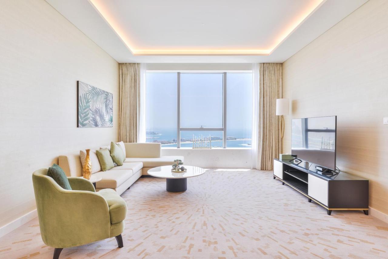 Ultra Luxury Palm Tower With Shared Hotel Facilities Дубай Экстерьер фото