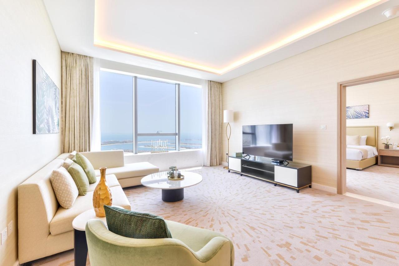 Ultra Luxury Palm Tower With Shared Hotel Facilities Дубай Экстерьер фото
