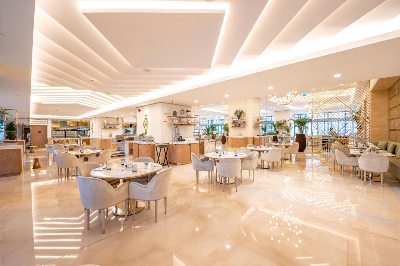 Ultra Luxury Palm Tower With Shared Hotel Facilities Дубай Экстерьер фото