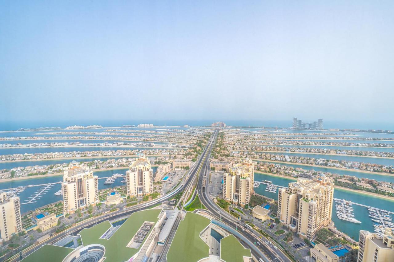 Ultra Luxury Palm Tower With Shared Hotel Facilities Дубай Экстерьер фото
