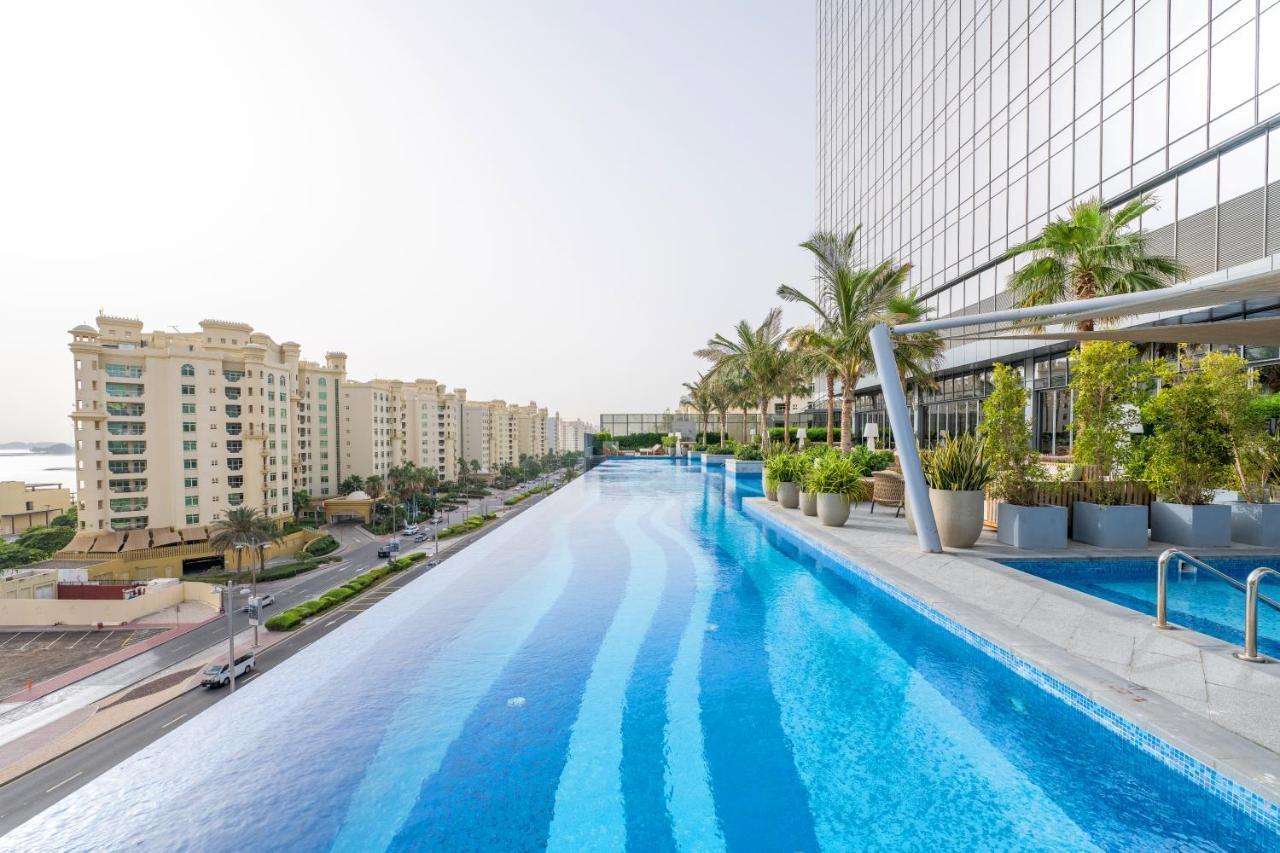 Ultra Luxury Palm Tower With Shared Hotel Facilities Дубай Экстерьер фото