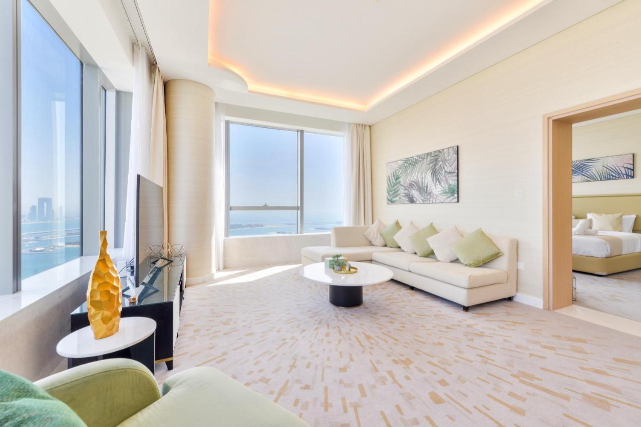 Ultra Luxury Palm Tower With Shared Hotel Facilities Дубай Экстерьер фото