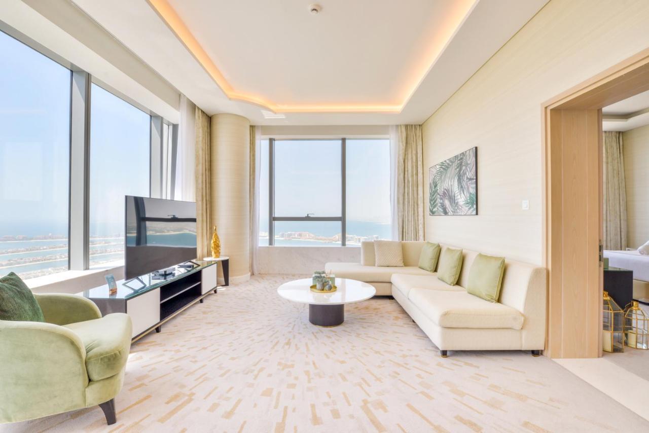 Ultra Luxury Palm Tower With Shared Hotel Facilities Дубай Экстерьер фото