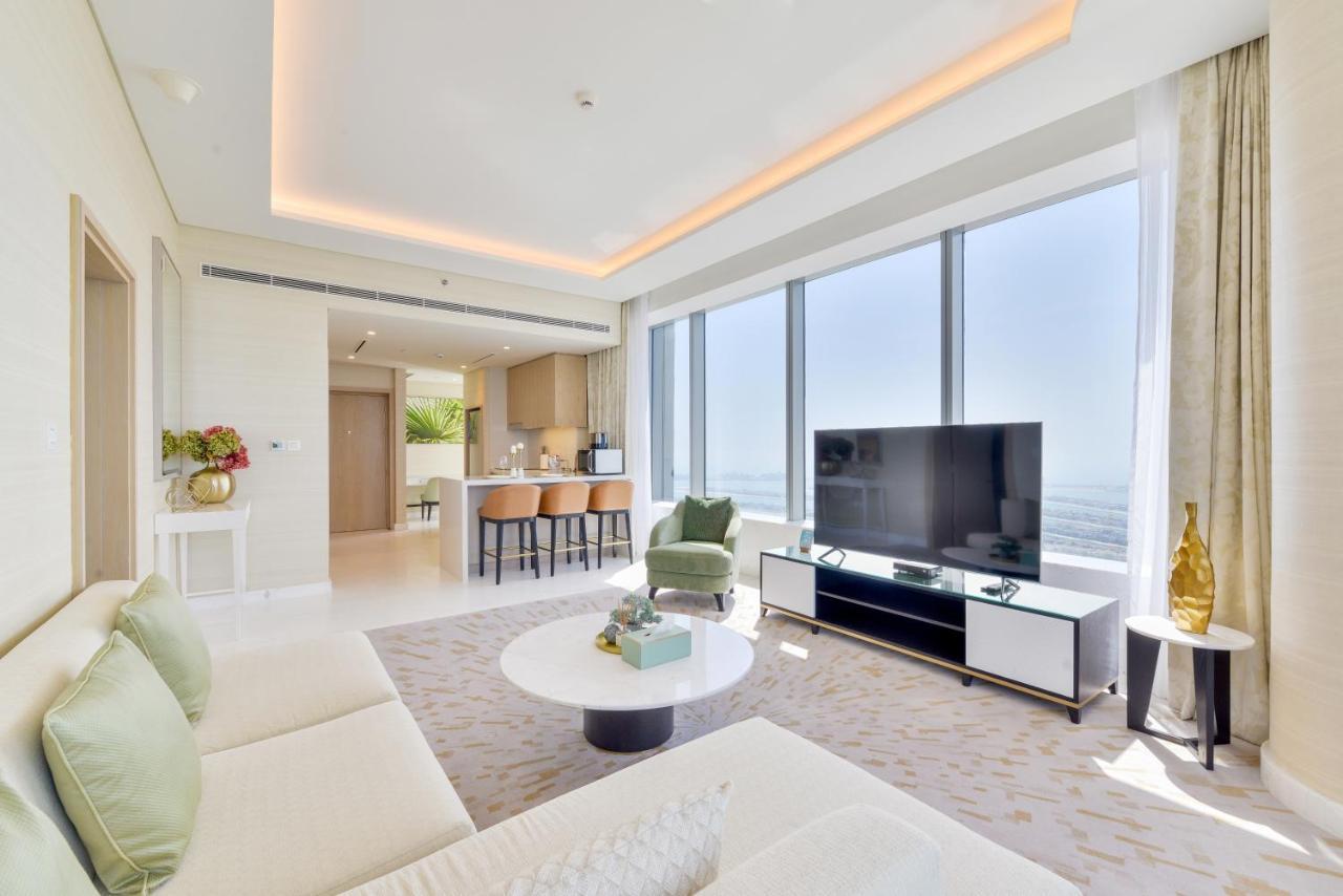Ultra Luxury Palm Tower With Shared Hotel Facilities Дубай Экстерьер фото