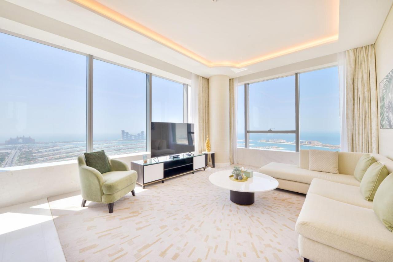 Ultra Luxury Palm Tower With Shared Hotel Facilities Дубай Экстерьер фото