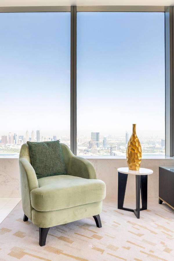 Ultra Luxury Palm Tower With Shared Hotel Facilities Дубай Экстерьер фото